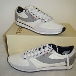 DIESEL PASS ON  Sneakers Men’s Shoes  10.5 US New