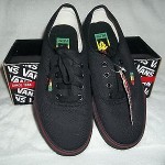 NIB Vans Authentic Skate Shoe Black rasta Size:Mens 5 / Womens 6.5