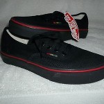NIB Vans Authentic Skate Shoe Black rasta Size:Mens 5 / Womens 6.5