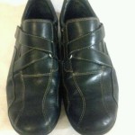 Cole Haan Black Moccasins Velcro Strap  Vibram Sole Driving Shoe Size 8.5 M