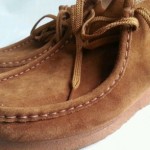 Clarks Original  Wallabee Men size 9 Brown Nubuck Leather shoes DEFECTS