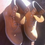 Men’s Timberland  Boots Sz 9M Wheat /Yellow
