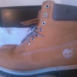 Men’s Timberland  Boots Sz 9M Wheat /Yellow