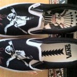 Vans Slip On, Sz 11, RAMONES-NIB, Rare & Collectible !