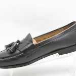 NICE! Mens shoes COLE HAAN black box leather tassel loafers sz 9.5 E