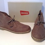NIB Men’s CLARKS Originals Desert Boot Core Taupe Suede Casual Shoes Size 10M!