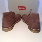 NIB Men’s CLARKS Originals Desert Boot Core Taupe Suede Casual Shoes Size 10M!
