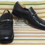 STUNNING HUGO BOSS ITALIAN MEN SHOES SZ 9.5 BLACK LEATHER LOAFERS SLIP ONS