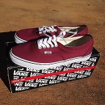 VANS LPE authentic, tawny port, true white, size 7 Mens / 8.5 Womens skate shoe