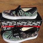 VANS Authentic Custom Culture -HARD TO FIND- size 7 mens / 8.5 womens