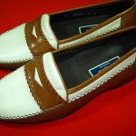MENS BRAGANO BY COLE HAAN BROWN WHITE LEATHER PENNY LOAFERS SHOES SIZE 9.5 M EUC
