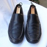 COLE HAAN BLACK LEATHER SLIP ON  LOAFERS  MENS SIZE 9.5 MEDIUM