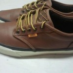 MEN’S VANS LEATHER SHOES SIZE 7.5 IN EXCELLENT CONDITION
