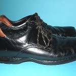 COLE HAAN MEN’S LEATHER OXFORD SHOES , BLACK SIZE 12 M .