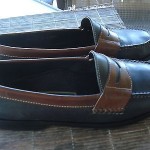 MEN’S CLASSIC BLACK WITH TAN COLE HAAN SHOES ,,,SIZE 10.5 M