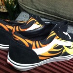 NEW VANS OLD SKOOL SHOES CLASSICS FLAME II SZ 11.0 MENS
