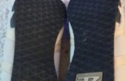 122127