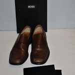 CLASSIC MEN’S HUGO BOSS TOP STITCH  LOAFERS, SIZE 8 1/2