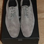 Brand New w Box Hugo Boss Suede Gray Wingtip Shoes for Men, Size US 10