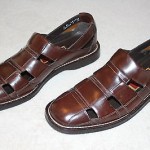 Men’s COLE HAAN Burgundy Slip-On Leather Fishermen Casual Sandals Size 9 M