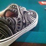 SUPREME / Vans Uptown Era Black SZ 11 SOLD OUT camp hat box logo paisley