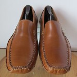 Mens sz 11 M brown leather Clarks England slip on driving moccasins casual shoes