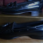 COLE HAAN MENS BLACK KILTIE TASSEL LOAFERS  Sz 9 B