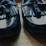 COLE HAAN MENS BLACK KILTIE TASSEL LOAFERS  Sz 9 B