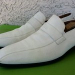 NICE HUGO BOSS WHITE BEIGE LEATHER LOAFERS SHOES SZ 10.5 M