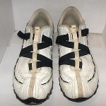 DIESEL MENS WHITE LEATHER SIZE 8.5M VELCRO SNEAKER IN GOOD SHAPE