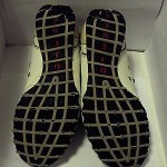 DIESEL MENS WHITE LEATHER SIZE 8.5M VELCRO SNEAKER IN GOOD SHAPE