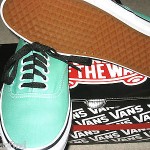 VANS SHOES AUTHENTIC BISCAY GREEN TRUE WHITE SURF SHOES SIZE 10 FREE SHIP NR