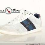 Mens DIESEL white / blue leather fashion sneakers shoes sz. 8 GREAT!
