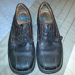 Clarks Shoes – Mens Size 9.5