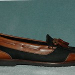 Men’s Cole Haan Black and Brown Moccasin Style Loafers – Size 8.5 M