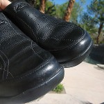 CLARKS WAVE Sz8.5W MEN’S BLACK LEATHER LOAFER SHOE w/1″ RUBBER SOLE