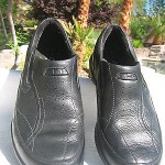 CLARKS WAVE Sz8.5W MEN’S BLACK LEATHER LOAFER SHOE w/1″ RUBBER SOLE