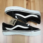 VTG 90s VANS LOW CUT SKATE sz 7 1/2 Suede Velvet MADE IN USA van doren DEADSTOCK