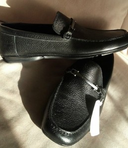 Hugo Boss ~ Neiman Marcus ~ Black with Metal Embossed Buckle Leather Size 7 1/2