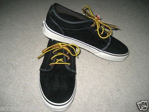 VANS SKATEBOARDING MENS 106 VULCANIZED PIG SUEDE SHOES BLACK SIZE 9 FREE SHIP NR