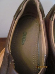 Mens size 11 M brown leather Clarks XTR Lite slip on casual loafers shoes