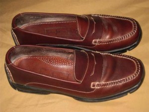 COLE HAAN COUNTRY BROWN OIL TANNED MOC TOE SLIP ON LOAFERS SIZE 11 1/2 EUC