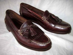 COLE HAAN Country mens brown leather fringe tassel loafers shoes size 11.5
