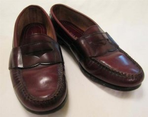 COLE HAAN Men’s Burgundy Brown Penny Loafers Size 8.5 American Handsewn *EUC*