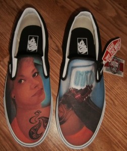 NWT BRAND NEW VANS SLIP ON CUSTOM CULTURE INK’D BLACK WHITE MENS SIZE 11 SHOES !