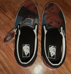 NWT BRAND NEW VANS SLIP ON CUSTOM CULTURE INK’D BLACK WHITE MENS SIZE 9 SHOES !!