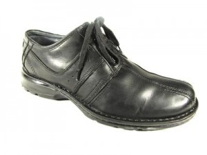 CLARKS Men’s Active Casual Shoe Black Leather Size 10.5M