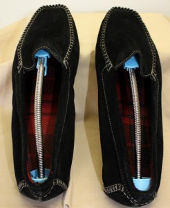 COLE HAAN MOCCASINS BLACK SUEDE SIZE 11 M