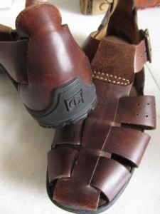 COLE HAAN COUNTRY * 12 M * FISHERMAN Brown Vibram Leather Sandals Shoes