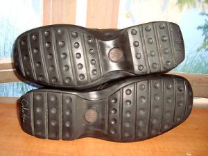 COLE HAAN ~ MENS BLACK W/ BROWN TRIM LEATHER DRIVING LOAFERS SZ 9M ~ NICE!